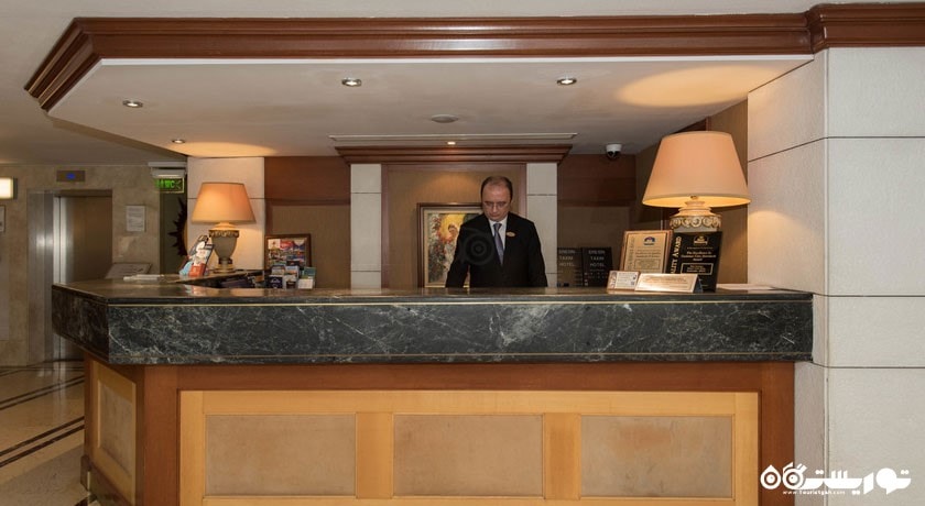 میز پذیرش هتل ارسین تاکسیم پرمیر